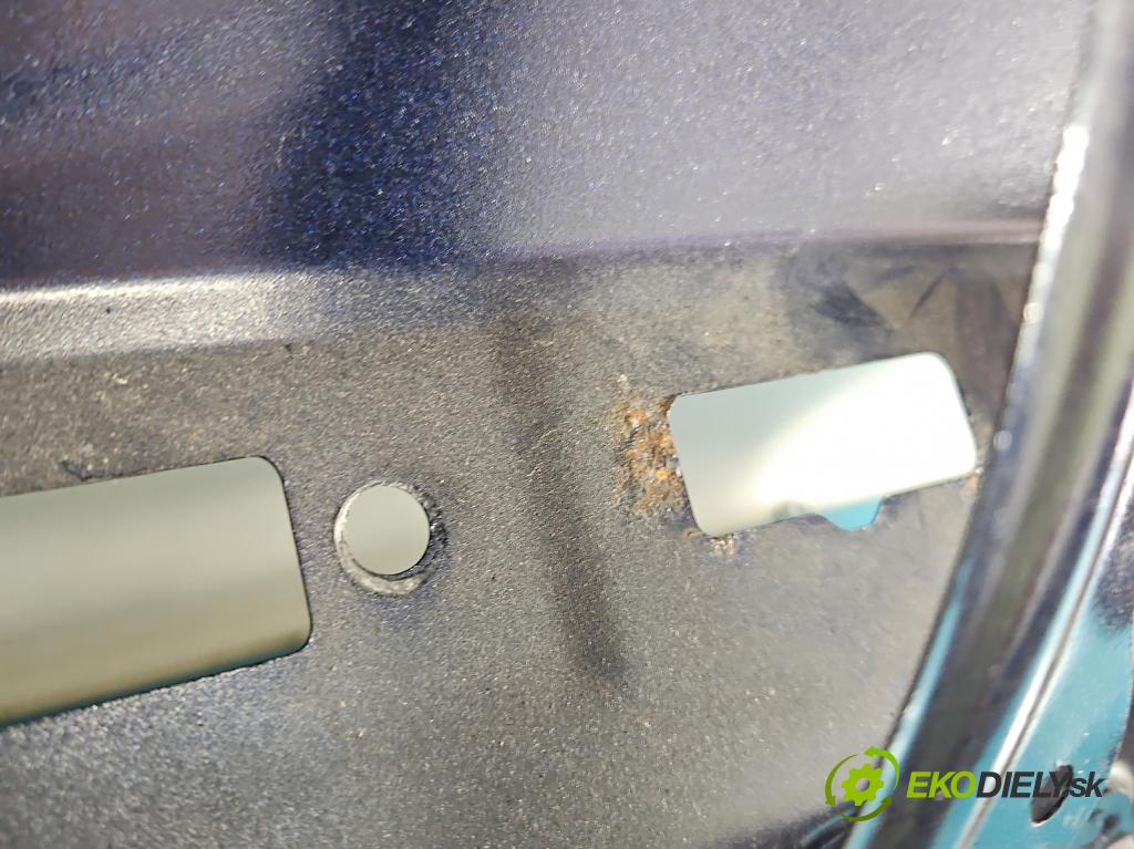 Toyota Avensis III T27 2009-2018 1.8 vvti 147 HP manual 108 kW 1798 cm3 4- zadna kufor  (Kapota zadná (kufor))