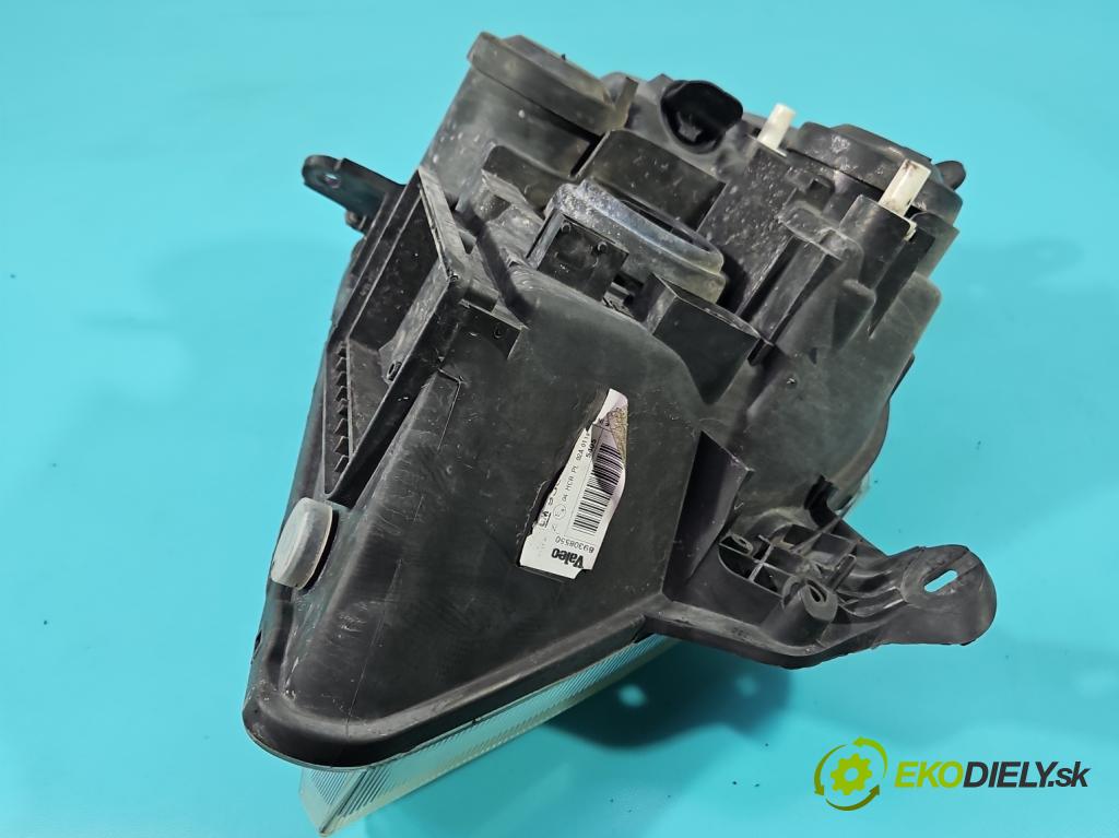 Opel Meriva A 2002-2010 1.6 16V 101 HP manual 74 kW 1598 cm3 5- Reflektor: ľavý 89308550 (Kľučka dverí ostatné)