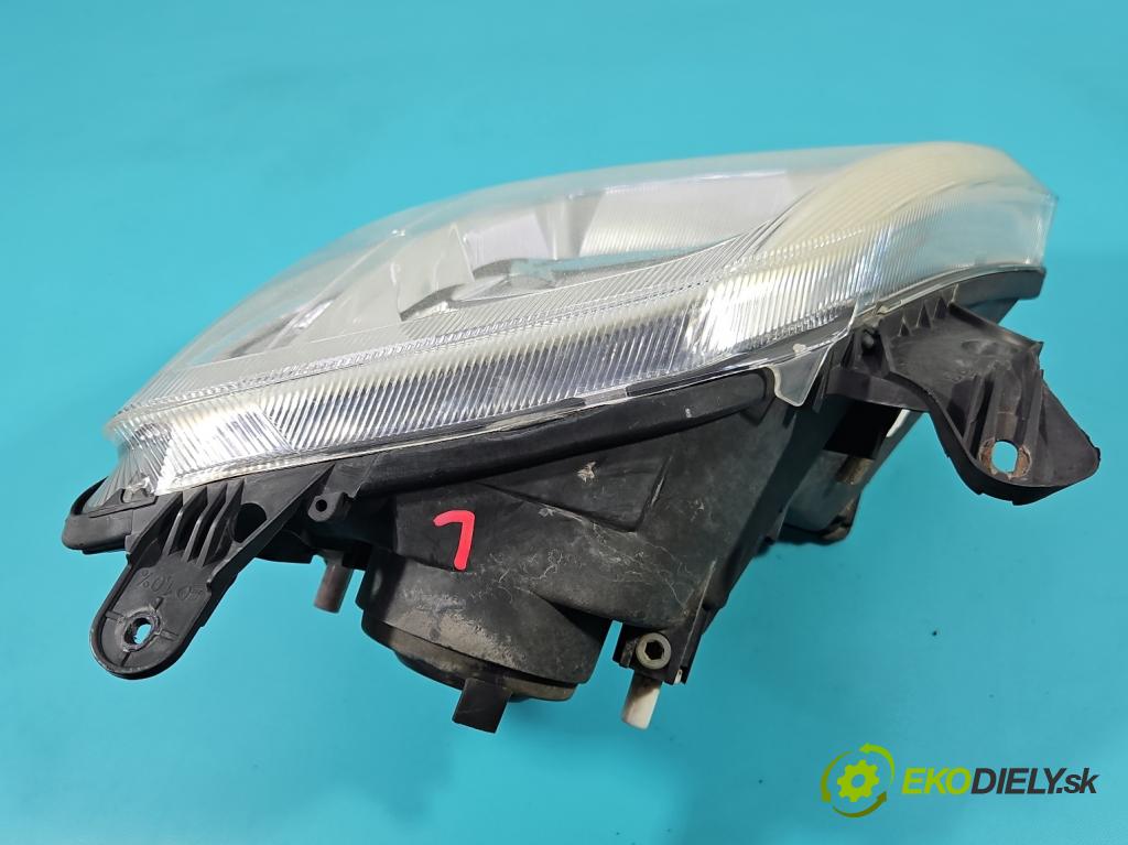 Opel Meriva A 2002-2010 1.6 16V 101 HP manual 74 kW 1598 cm3 5- Reflektor: ľavý 89308550 (Kľučka dverí ostatné)