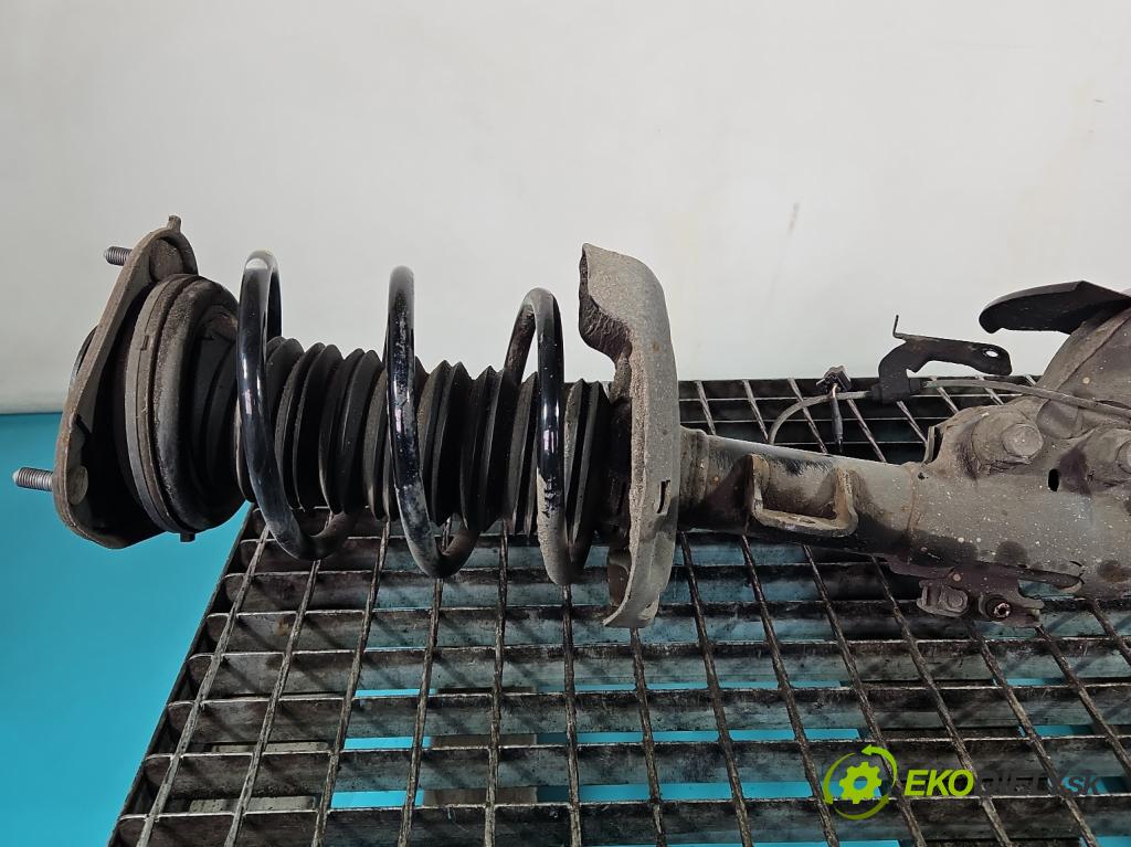 Toyota Corolla E21 2019- 1.8 16V 98 hp automatic 72 kW 1798 cm3 4- tlumič přední levý  (Klika dveří ostatní)