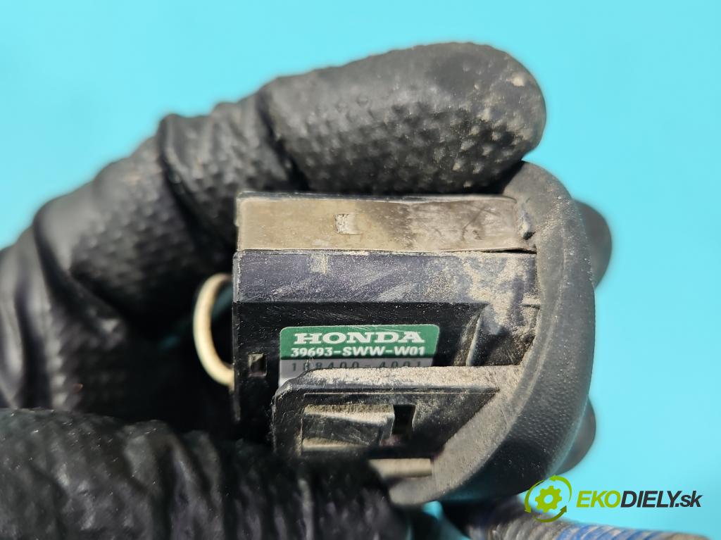 Honda CR-V III 2006-2011 2.2 i-CTDi 150 HP manual 110 kW 2199 cm3 5- snímač parkovaní: 188400-4001