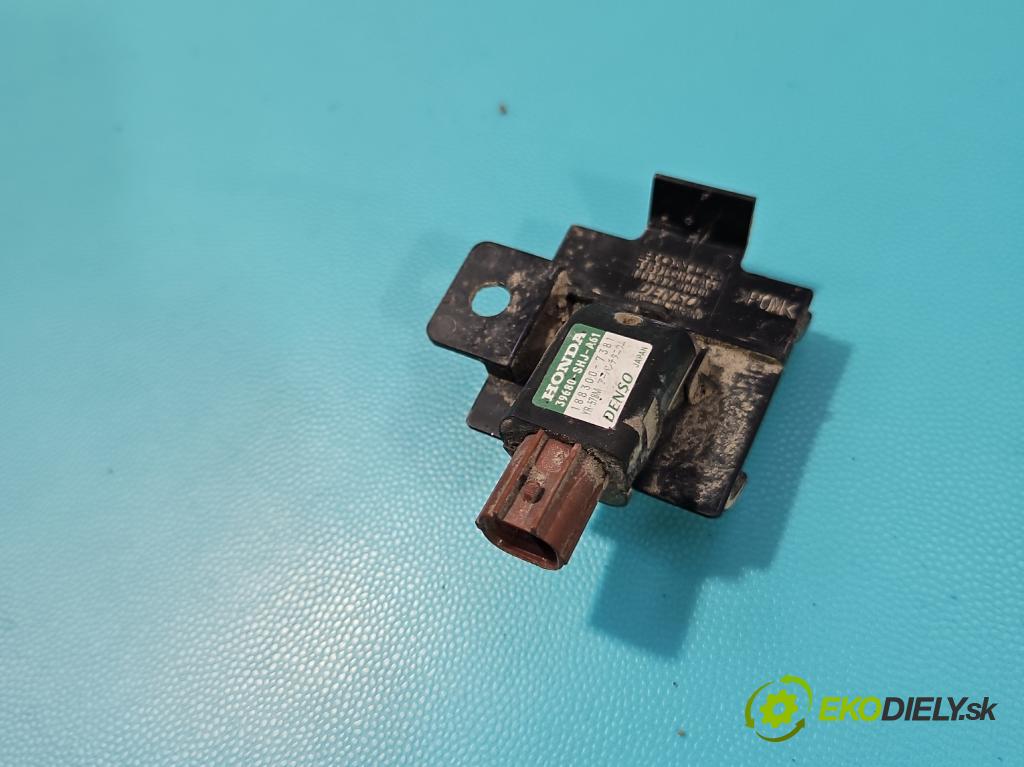 Honda CR-V III 2006-2011 2.2 i-CTDi 150 hp manual 110 kW 2199 cm3 5- snímač parkování 39680-SHJ-A61