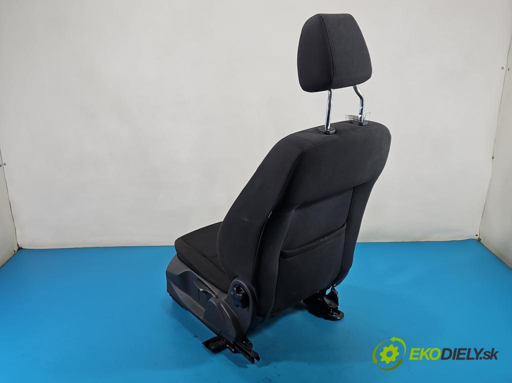 Ford Focus Mk3 2010-2018 1.5 tdci 95 hp manual 70 kW 1499 cm3 5- Sedadlo levý  (Sedadlo)