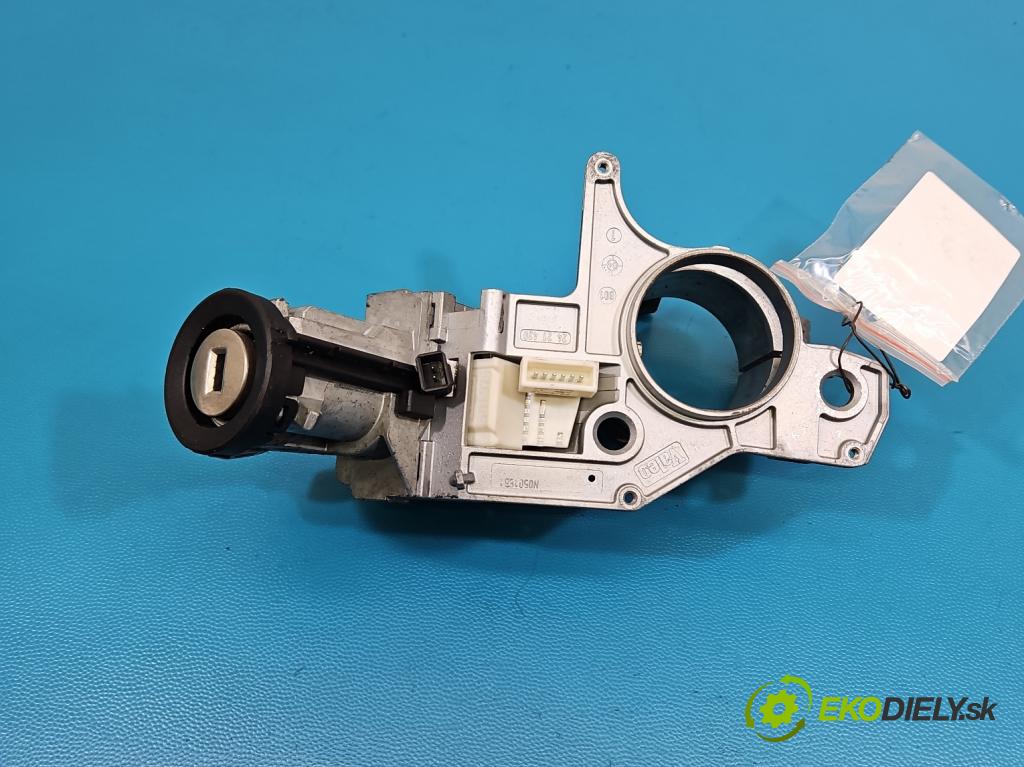 Opel Astra III 2004-2014 1.7 cdti 101 HP manual 74 kW 1686 cm3 5- Spínačka  (Spínacia skrinka)