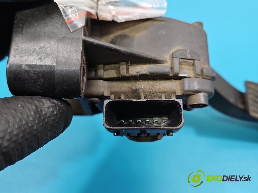 Opel Astra III 2004-2014 1.7 cdti 101 hp manual 74 kW 1686 cm3 5- pedal plyn: potenciometr: 9157998