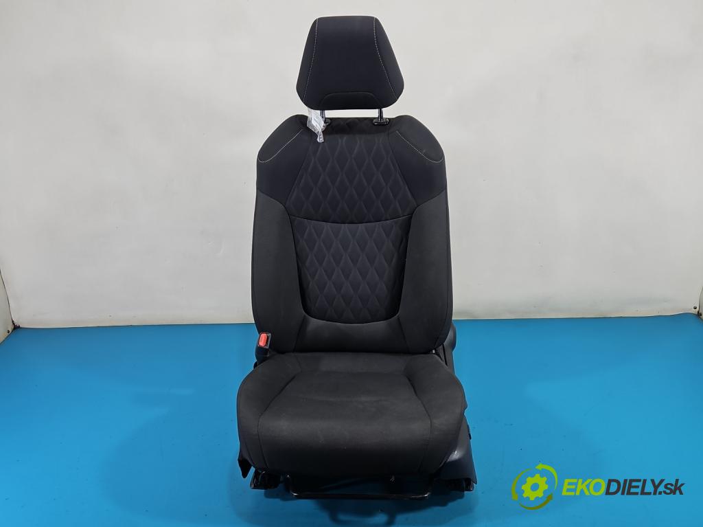 Toyota Corolla E21 2019- 1.8 16V 98 HP automatic 72 kW 1798 cm3 4- Sedačka ľavý  (Sedadlo)