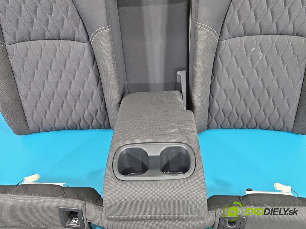 Toyota Corolla E21 2019- 1.8 16V 98 HP automatic 72 kW 1798 cm3 4- Pohovka: zadné (Sedadlo)