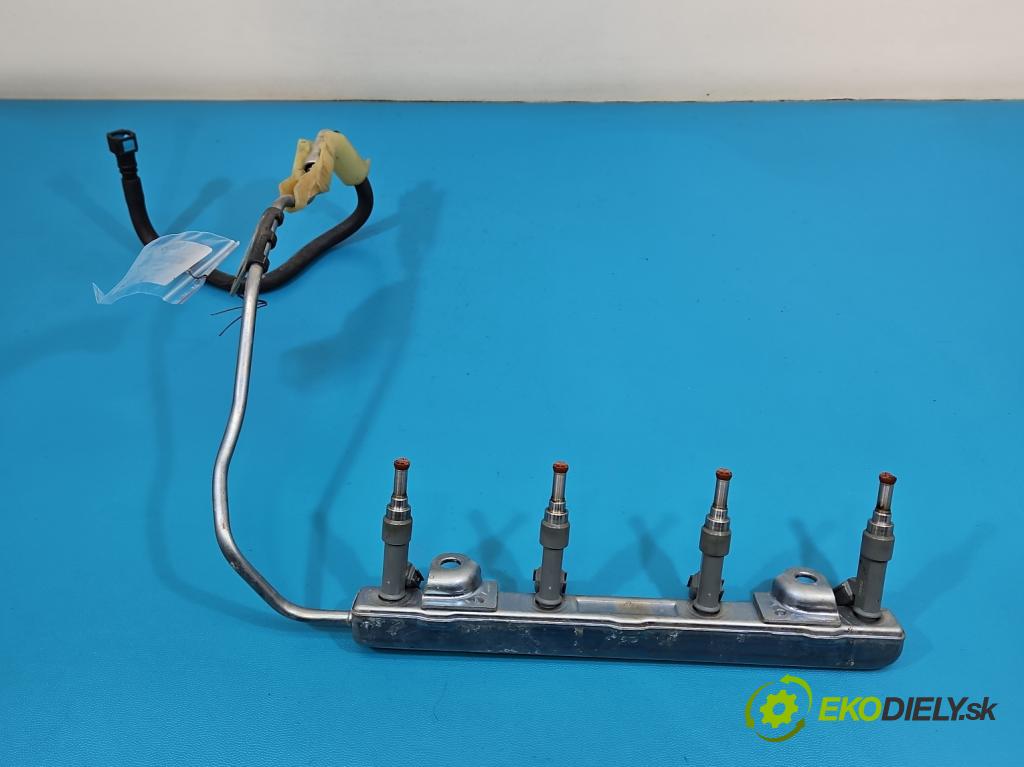 Toyota Corolla E21 2019- 1.8 16V 98 HP automatic 72 kW 1798 cm3 4- vstrek 23250-0T110 (Vstrekovač paliva)