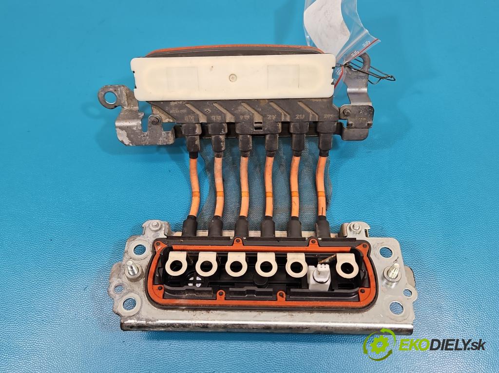 Toyota Corolla E21 2019- 1.8 16V 98 HP automatic 72 kW 1798 cm3 4- Zväzok: ostatné