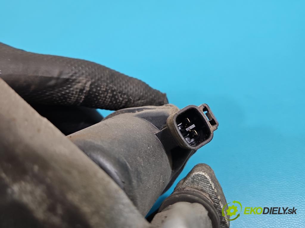 Toyota Corolla E21 2019- 1.8 16V 98 hp automatic 72 kW 1798 cm3 4- brzdič zadní levý  (Klika dveří ostatní)