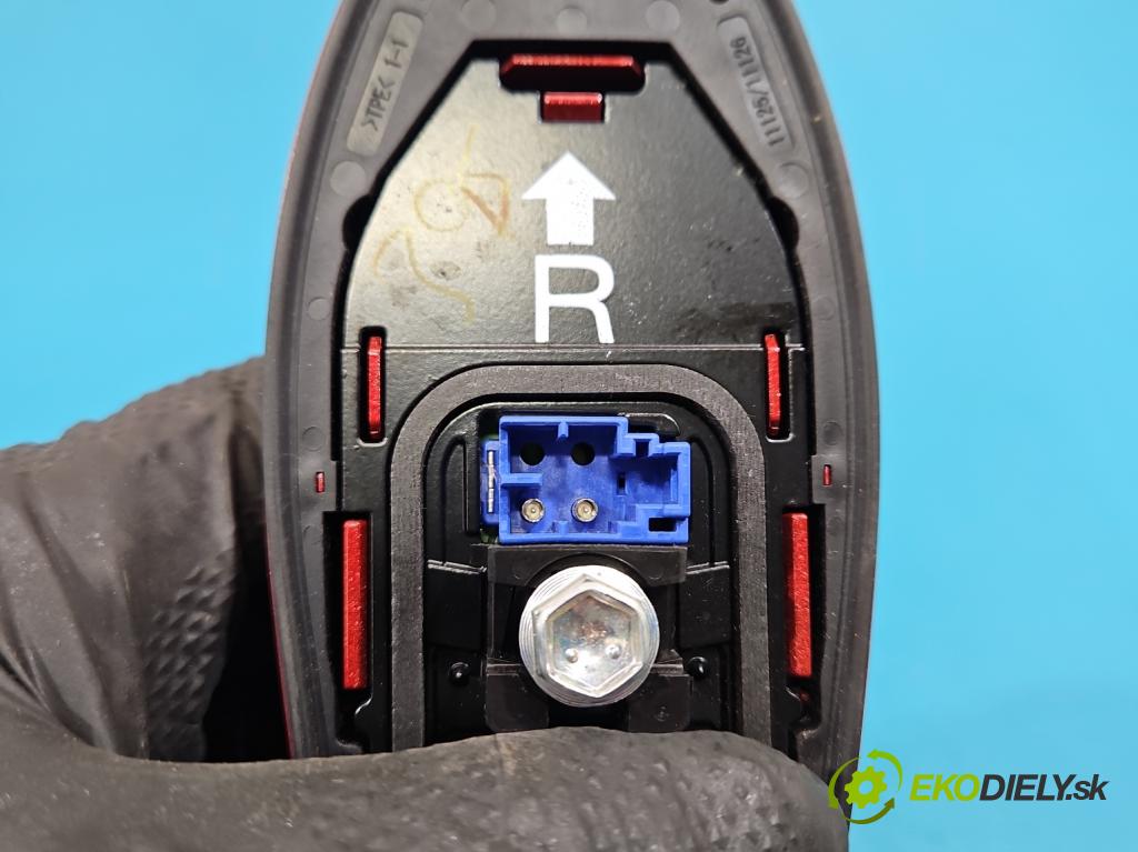 Toyota Corolla E21 2019- 1.8 16V 98 hp automatic 72 kW 1798 cm3 4- Antena