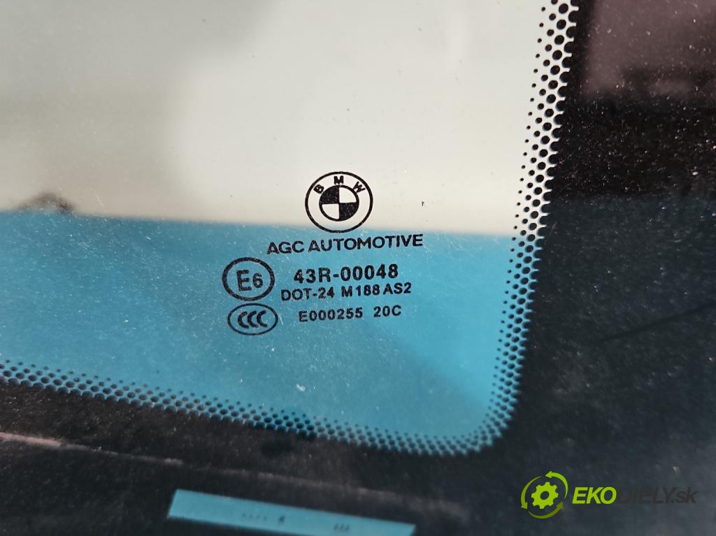 Bmw i3 2013-2022 0.0 elektrický: 170 HP automatic 125 kW 1 cm3 5- sklo zadné pravé