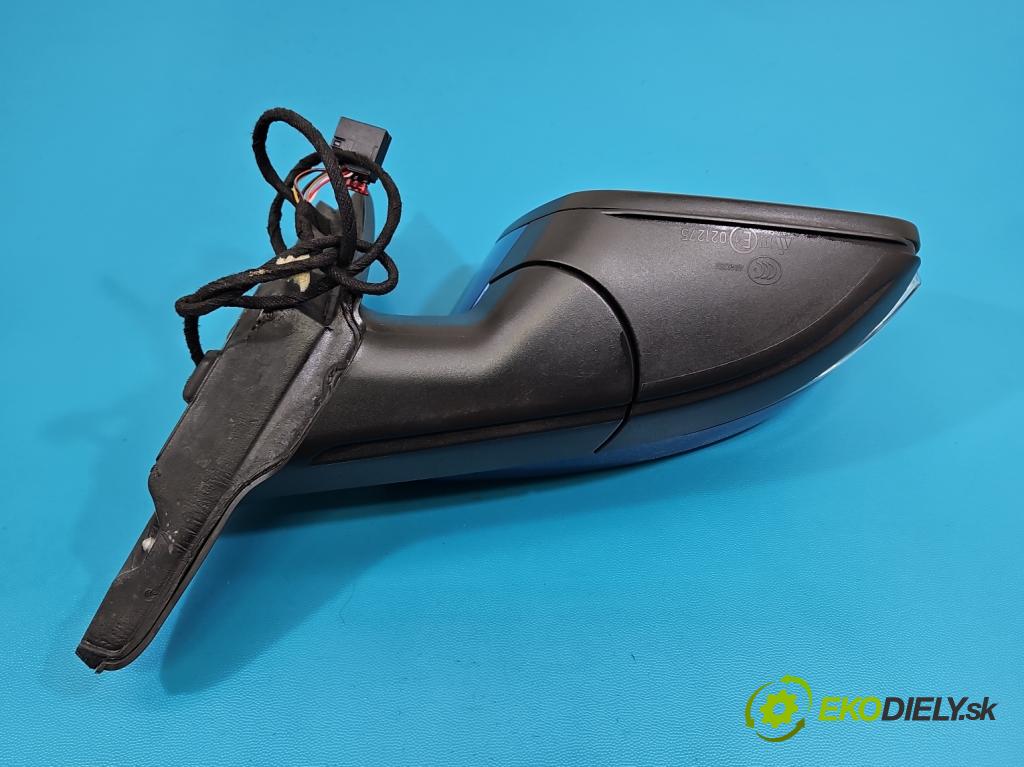 Skoda Octavia III 2013- 1.4 TSI 150 HP manual 110 kW 1395 cm3 5- zrkadlo pravé  (Kľučka dverí ostatné)