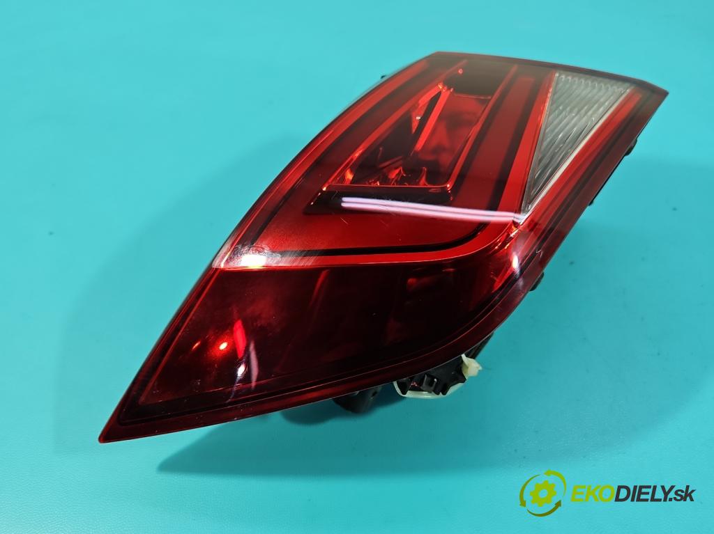Seat Leon III 2012-2020 2.0 tdi 150 HP manual 110 kW 1968 cm3 5- svetlo / reflektor zadné ľavé (Kľučka dverí ostatné)