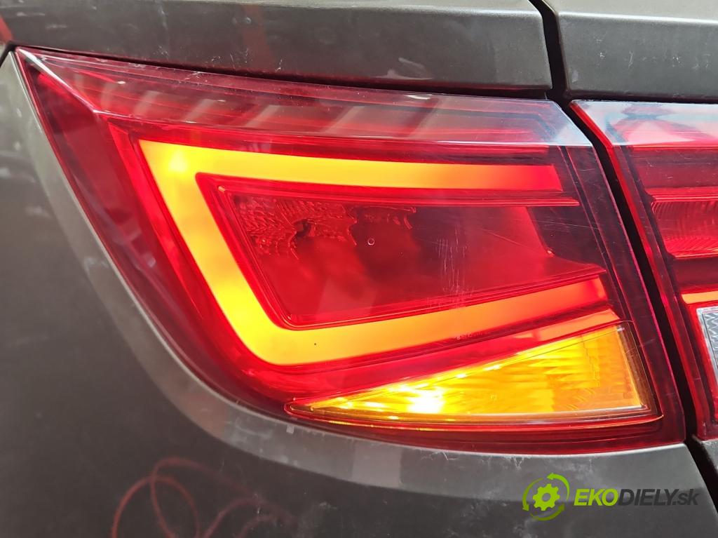 Seat Leon III 2012-2020 2.0 tdi 150 HP manual 110 kW 1968 cm3 5- svetlo / reflektor zadné ľavé  (Kľučka dverí ostatné)