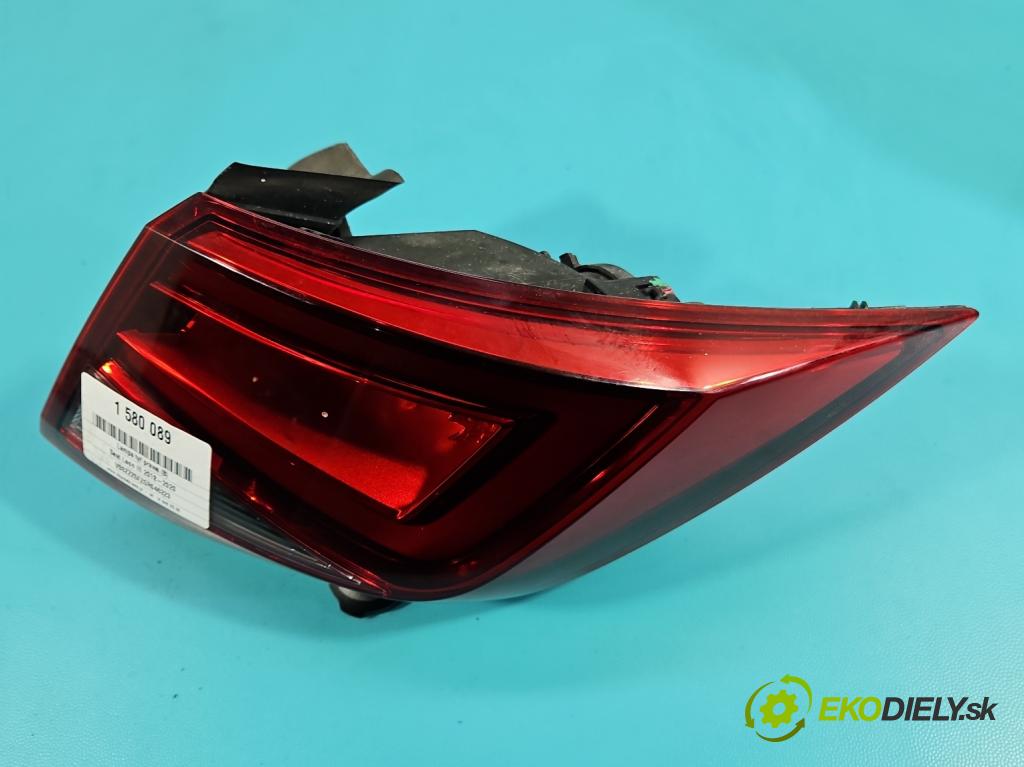 Seat Leon III 2012-2020 2.0 tdi 150 HP manual 110 kW 1968 cm3 5- svetlo / reflektor zadné pravé 5F9945208A (Kľučka dverí ostatné)