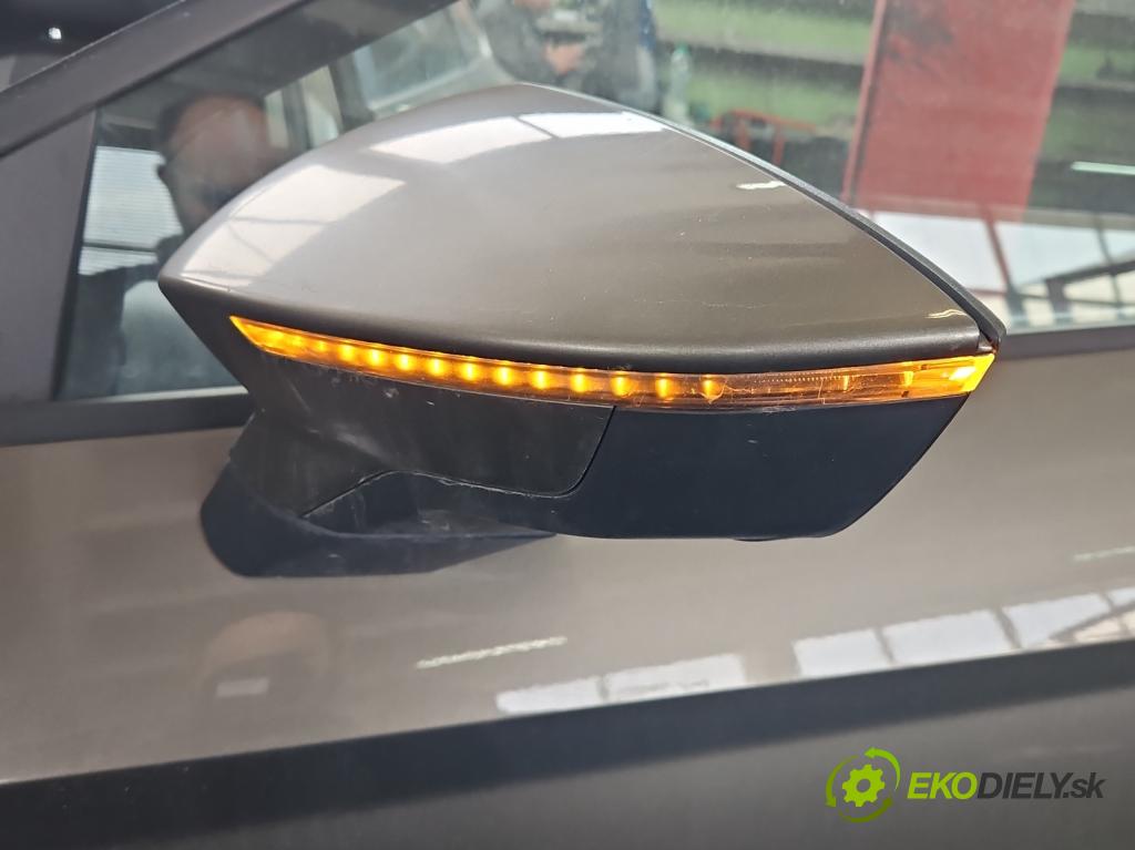 Seat Leon III 2012-2020 2.0 tdi 150 hp manual 110 kW 1968 cm3 5- zpětné zrcátko levé  (Klika dveří ostatní)