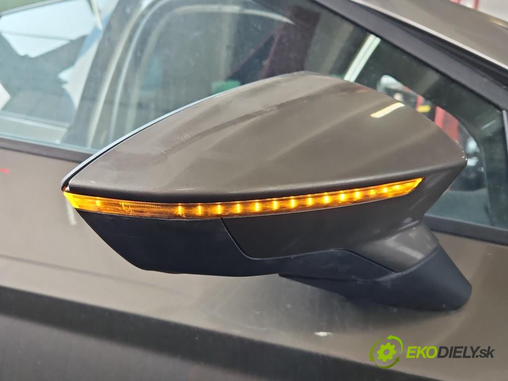 Seat Leon III 2012-2020 2.0 tdi 150 HP manual 110 kW 1968 cm3 5- zrkadlo pravé  (Kľučka dverí ostatné)