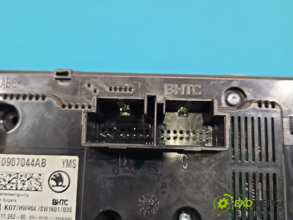 Skoda Octavia III 2013- 1.4 TSI 150 HP manual 110 kW 1395 cm3 5- panel kúrenia 5E0907044AB