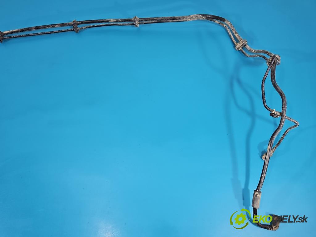 Bmw i3 2013–2022 0.0 elektrický: 170 HP automatic 125 kW 1 cm3 5- rúrka palivovy 7399374