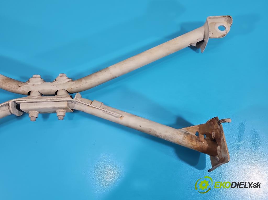 Bmw i3 2013–2022 0.0 elektrický: 170 HP automatic 125 kW 1 cm3 5- Vzpěra: