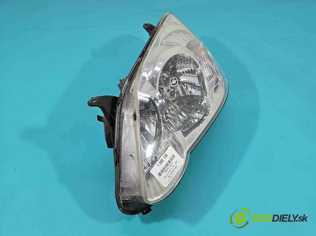 Toyota Corolla E12 2001-2009 1.4 vvti 97KM manual 71 kW 1398 cm3 3- Reflektor: ľavý  (Kľučka dverí ostatné)