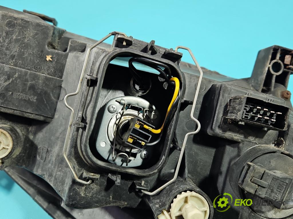 Toyota Corolla E12 2001-2009 1.4 vvti 97KM manual 71 kW 1398 cm3 3- Reflektor: ľavý  (Kľučka dverí ostatné)