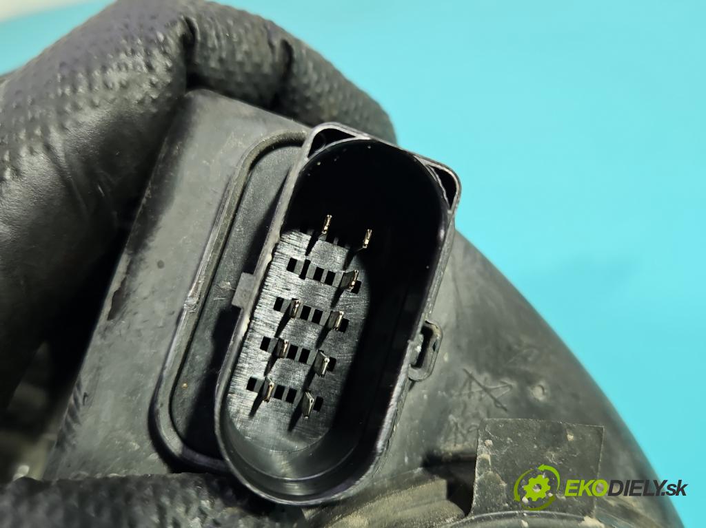 Seat Toledo III 2004-2009 1.6 SR 102 HP manual 75 kW 1595 cm3 5- Reflektor: ľavý 5P1941005A (Kľučka dverí ostatné)