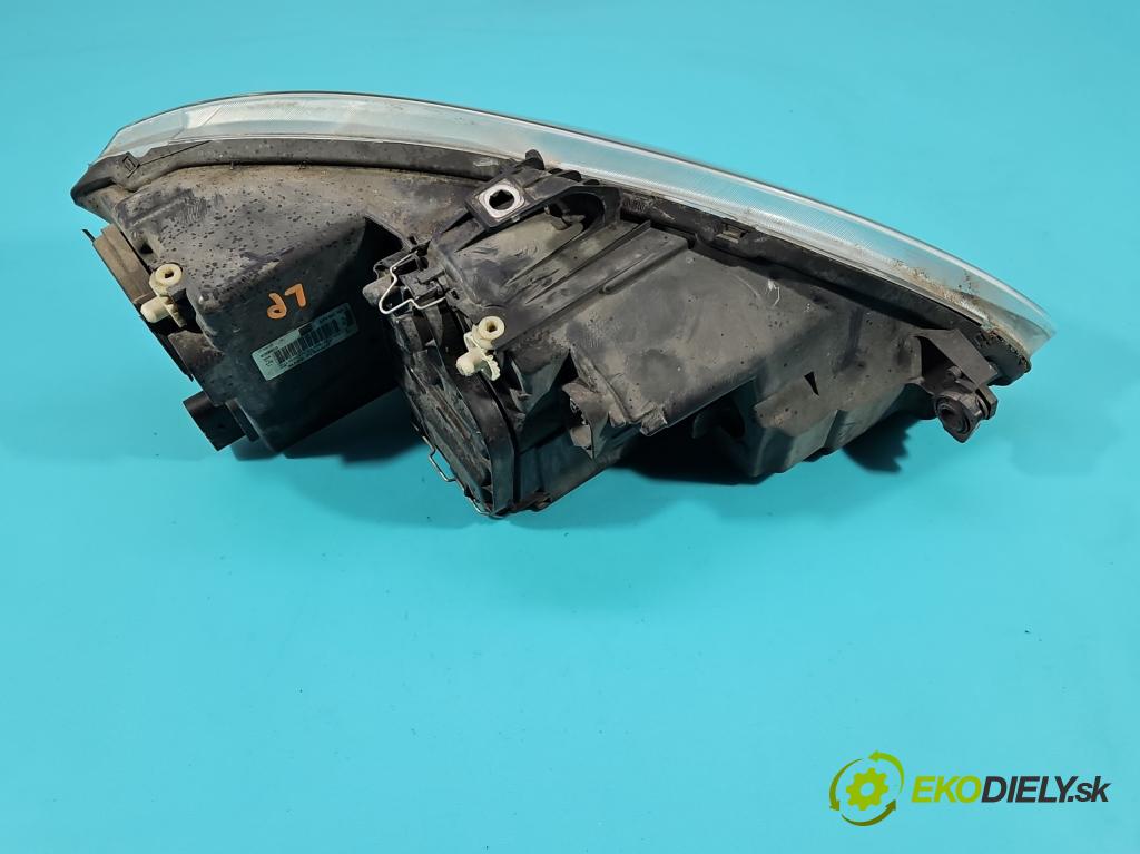 Seat Toledo III 2004-2009 1.6 SR 102 HP manual 75 kW 1595 cm3 5- Reflektor: ľavý 5P1941005A (Kľučka dverí ostatné)