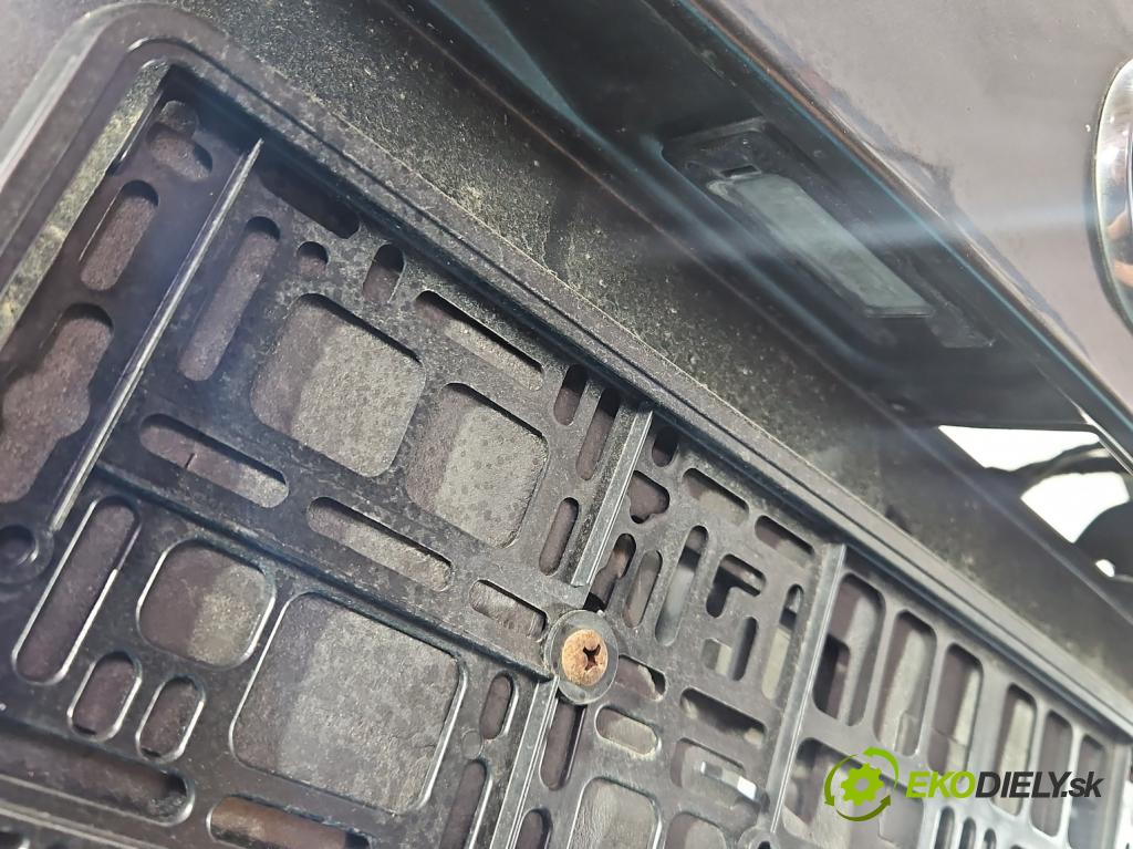 Audi Q5 2008-2016 3.0 tdi 239KM automatic 176 kW 2967 cm3 5- zadna kufor  (Kapota zadná (kufor))