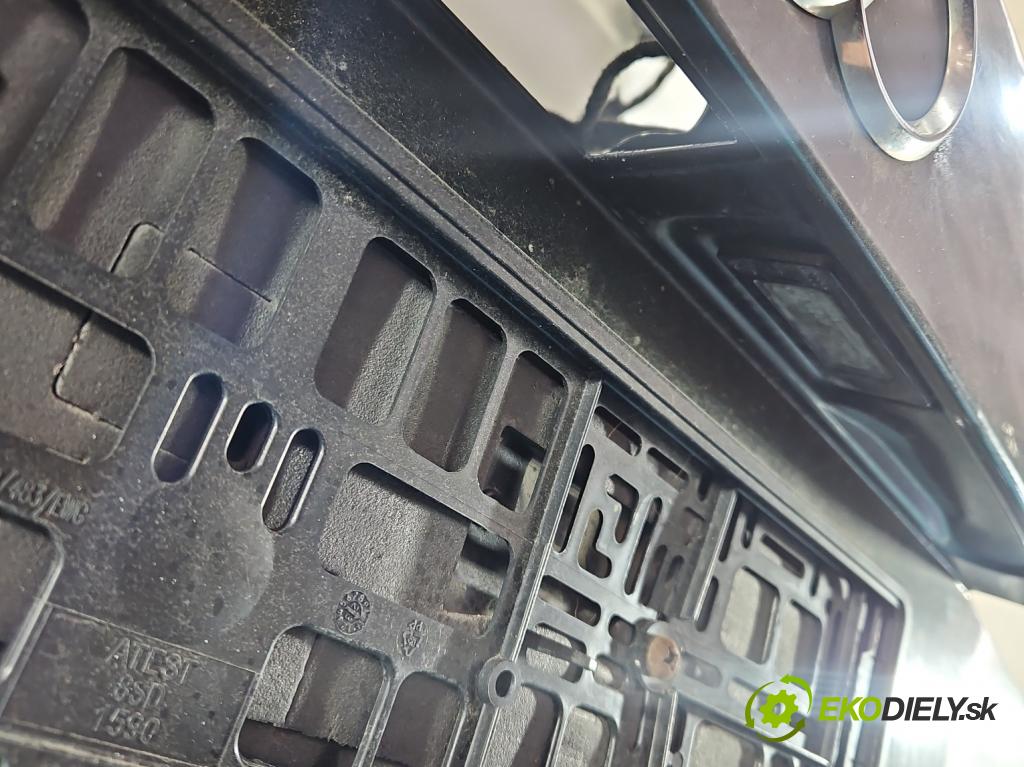 Audi Q5 2008-2016 3.0 tdi 239KM automatic 176 kW 2967 cm3 5- zadna kufor  (Kapota zadná (kufor))