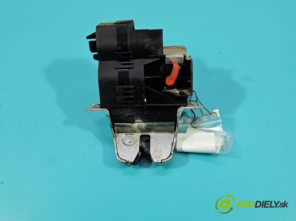 Mercedes C W203 2000-2007 1.8 Kompresor 143 hp manual 105 kW 1796 cm3 3- zámek kufrových dveří zadní A2037400235