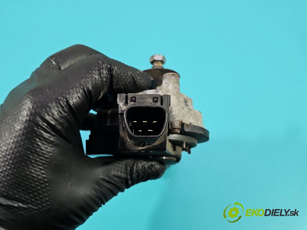 Mitsubishi Outlander I 2003-2006 2.0 16V 136 HP manual 100 kW 1997 cm3 5- motor stieračov predné 159200-7160