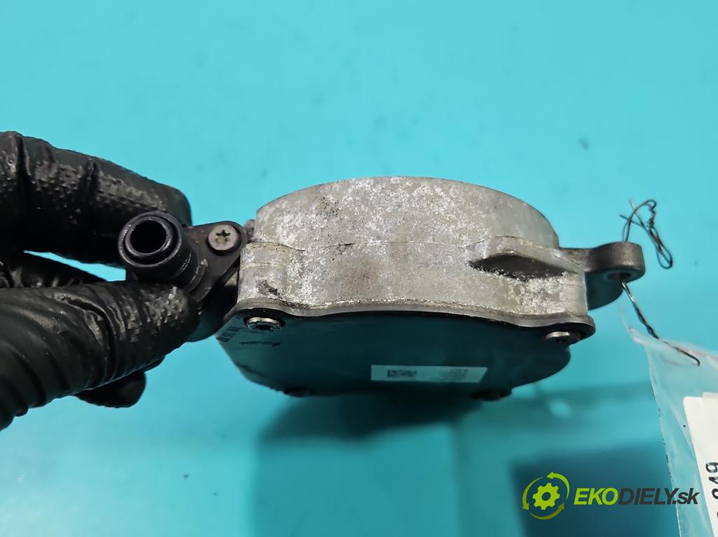 Vw Golf VI 2008-2013 1.6 tdi 105 HP manual 77 kW 1598 cm3 5- čerpadlo rotačný 03L145207