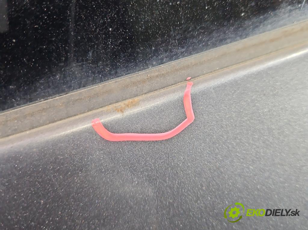 Mitsubishi Outlander I 2003-2006 2.0 16V 136hp manual 100 kW 1997 cm3 5- zadní kufrové dveře  (Zadní kapota (kufr))