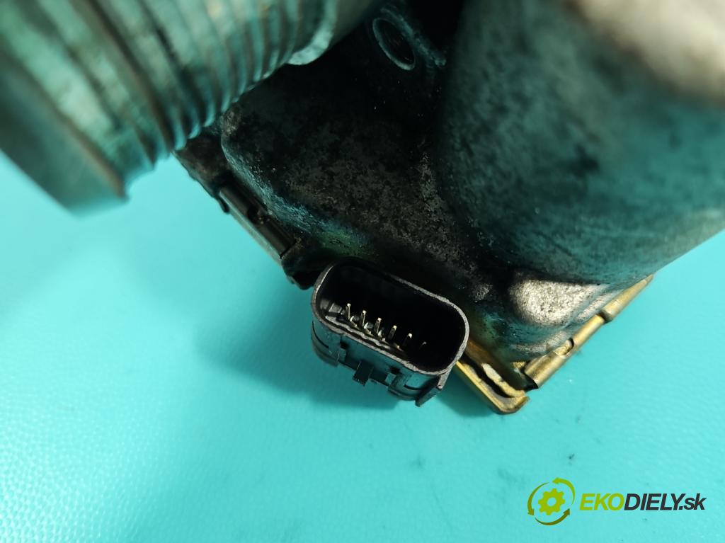 Jaguar F-Pace 16- 2.0d 241KM automatic 177 kW 1999 cm3 5- klapka M4D3-9F991-AA (Škrtiaca klapka)