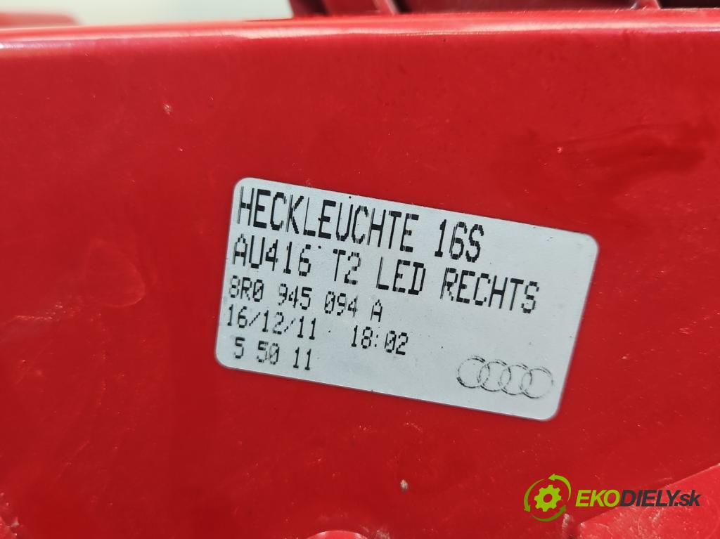 Audi Q5 2008-2016 3.0 tdi 239KM automatic 176 kW 2967 cm3 5- svetlo / reflektor zadné pravé 8R0945094A (Kľučka dverí ostatné)