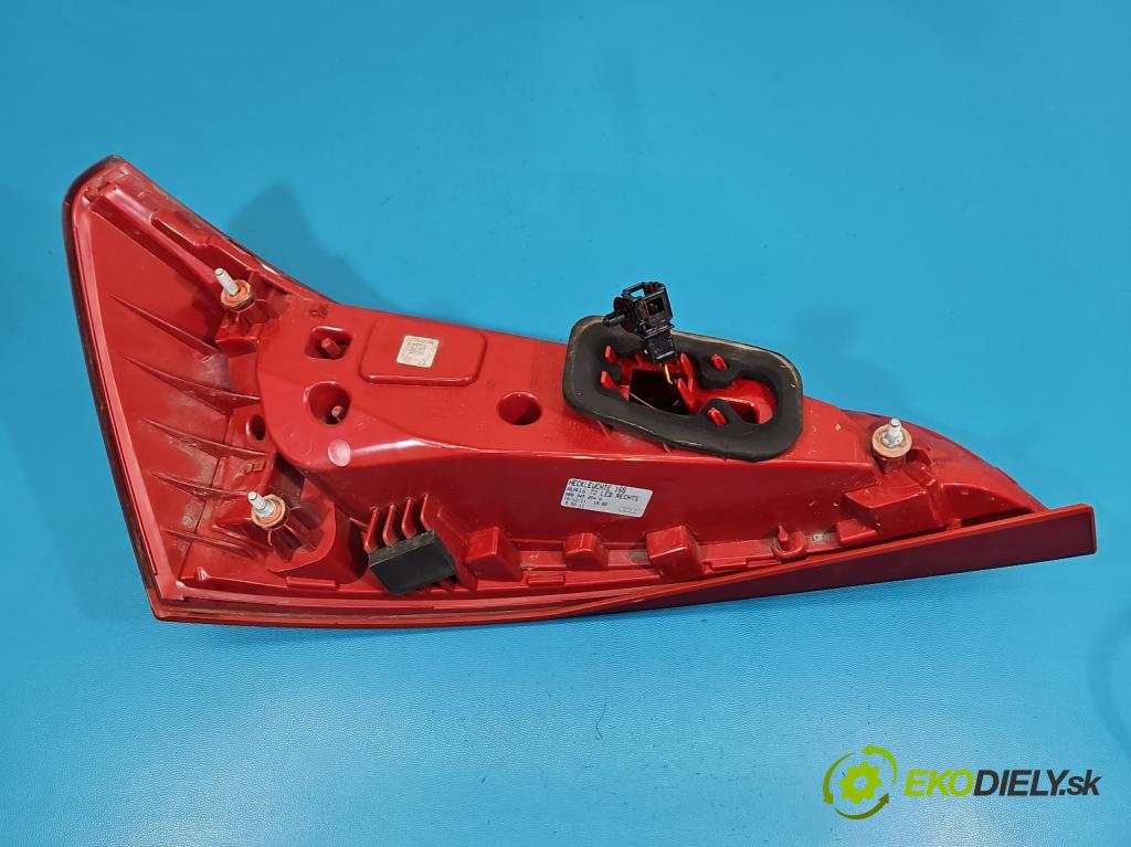 Audi Q5 2008-2016 3.0 tdi 239KM automatic 176 kW 2967 cm3 5- svetlo / reflektor zadné pravé 8R0945094A (Kľučka dverí ostatné)