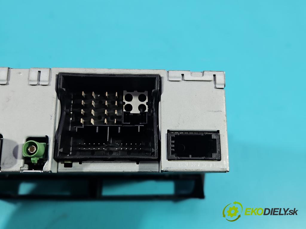 Audi Q5 2008-2016 3.0 tdi 239KM automatic 176 kW 2967 cm3 5- Menič: cd 8T1035670J (CD menič)