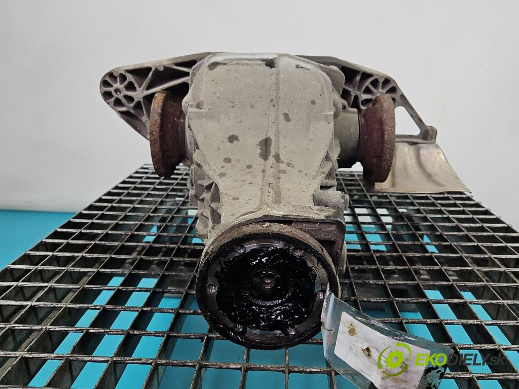 Audi Q5 2008-2016 3.0 tdi 239KM automatic 176 kW 2967 cm3 5- Most: zadní: LAW