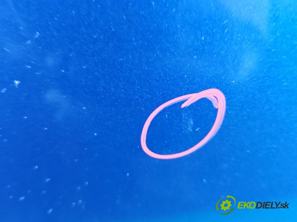 Skoda Octavia III 2013- 1.4 TSI 150 hp manual 110 kW 1395 cm3 5- dveře přední pravé  (Klika dveří ostatní)