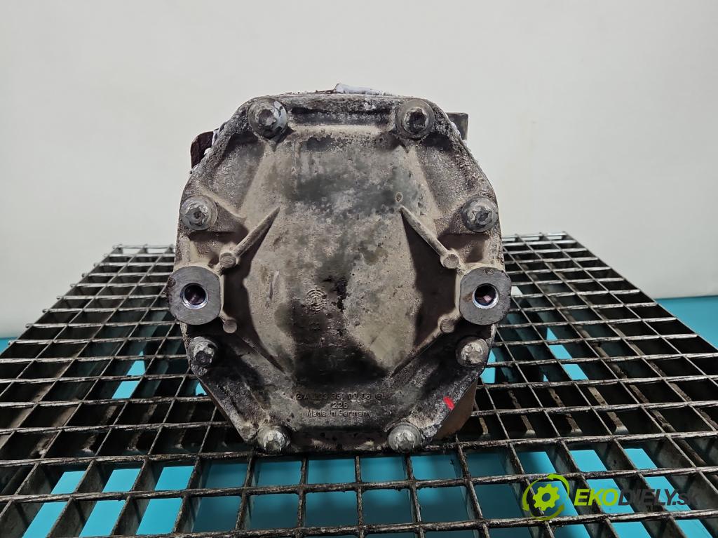 Mercedes C W203 2000-2007 1.8 Kompresor 143 HP manual 105 kW 1796 cm3 3- Most: zadní: 2033531112