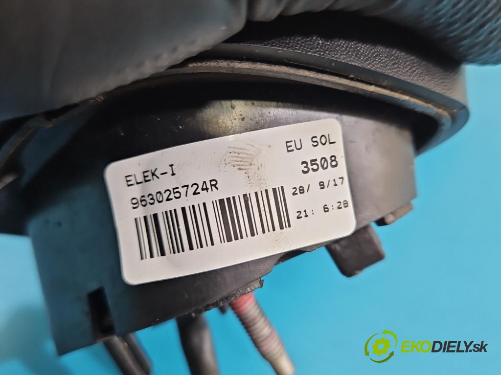 Renault Clio IV 2012-2020 1.2 16V 73 HP manual 54 kW 1149 cm3 5- zrkadlo ľavé  (Kľučka dverí ostatné)