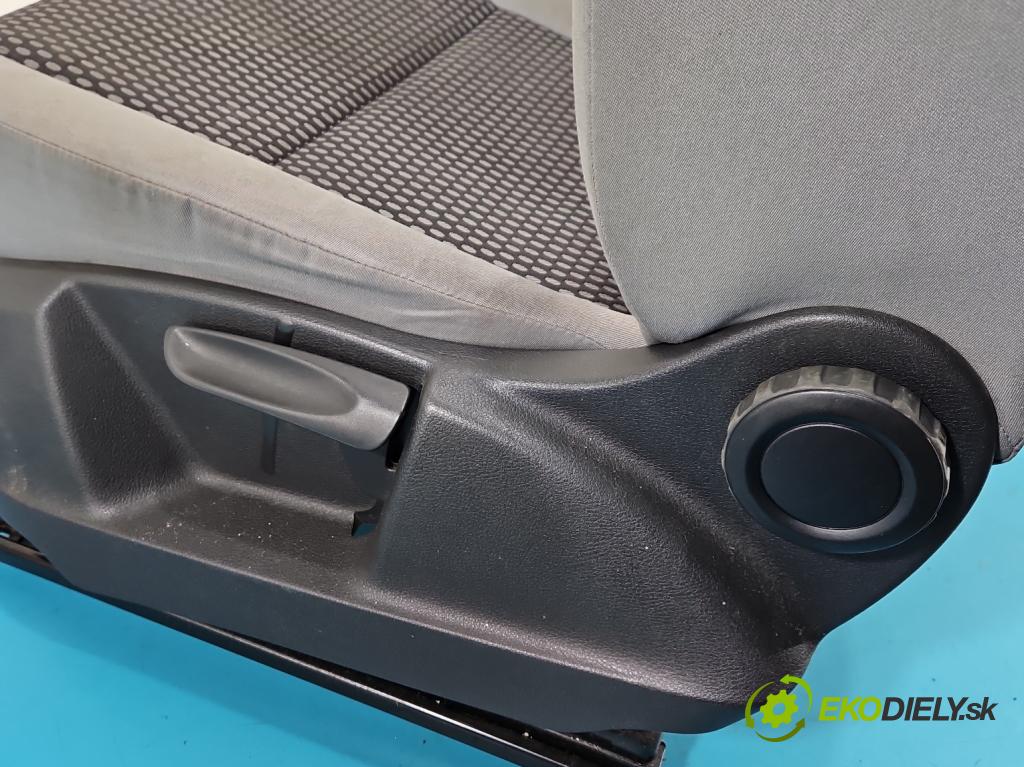 Vw Tiguan I 2007-2016 1.4 TSI 150 hp manual 110 kW 1390 cm3 5- Sedadlo levý  (Sedadlo)