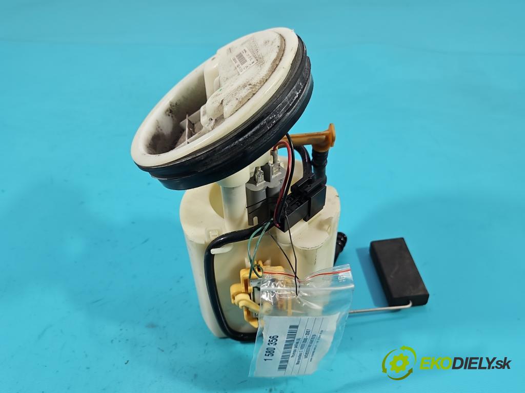 Mercedes C W203 2000-2007 1.8 Kompresor 143 hp manual 105 kW 1796 cm3 3- čerpadlo paliva A2034702394