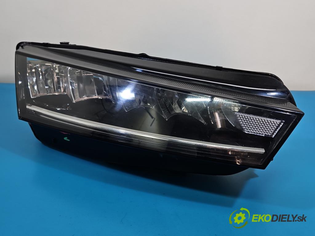 Skoda Octavia IV 2019- 2.0 tdi 116 HP manual 85 kW 1968 cm3 5- Reflektor: pravý 5E4941016 (Svetlo predné pravé)
