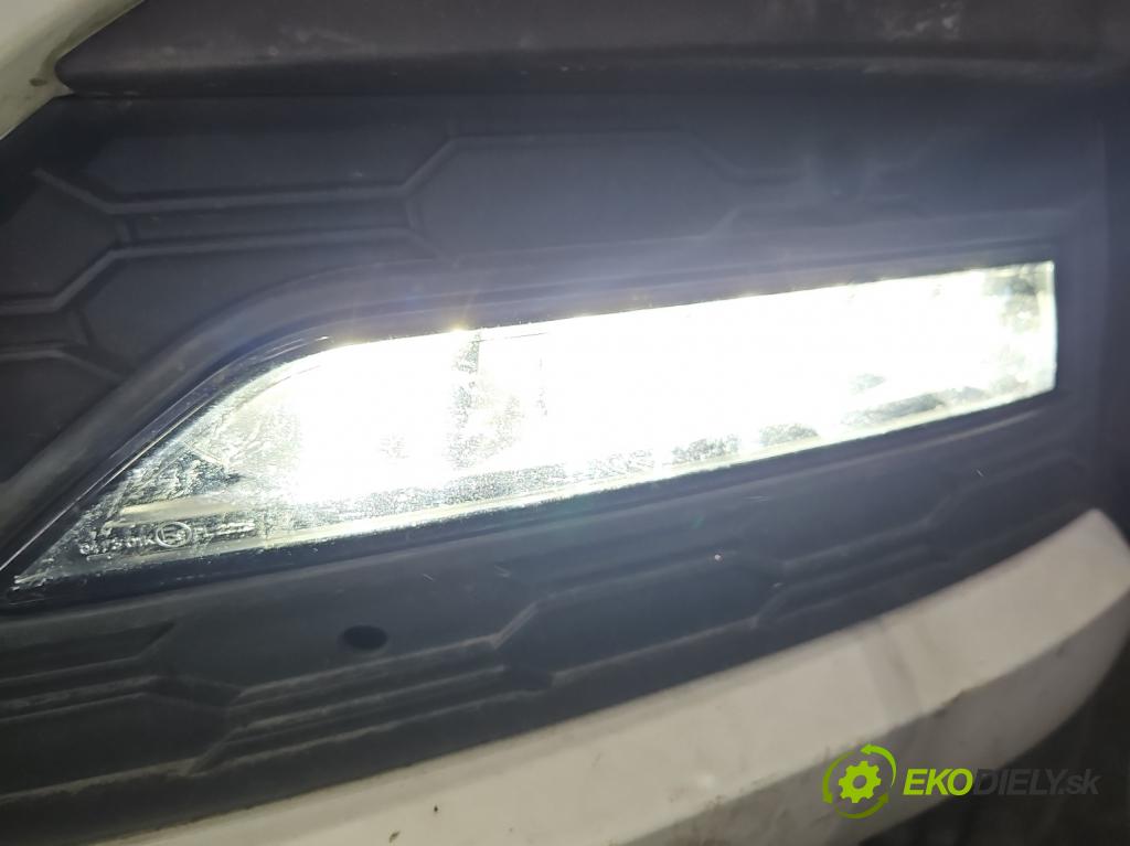 Skoda Octavia IV 2019- 2.0 tdi 116 hp manual 85 kW 1968 cm3 5- Halogen levý 5E3941699 (Klika dveří ostatní)