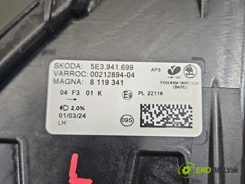 Skoda Octavia IV 2019- 2.0 tdi 116 HP manual 85 kW 1968 cm3 5- Halogen ľavý 5E3941699 (Kľučka dverí ostatné)