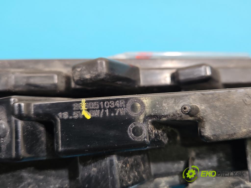 Renault Clio IV 2012-2020 1.2 16V 73 HP manual 54 kW 1149 cm3 5- Svetlo: prevádzky ľavé 266051034R