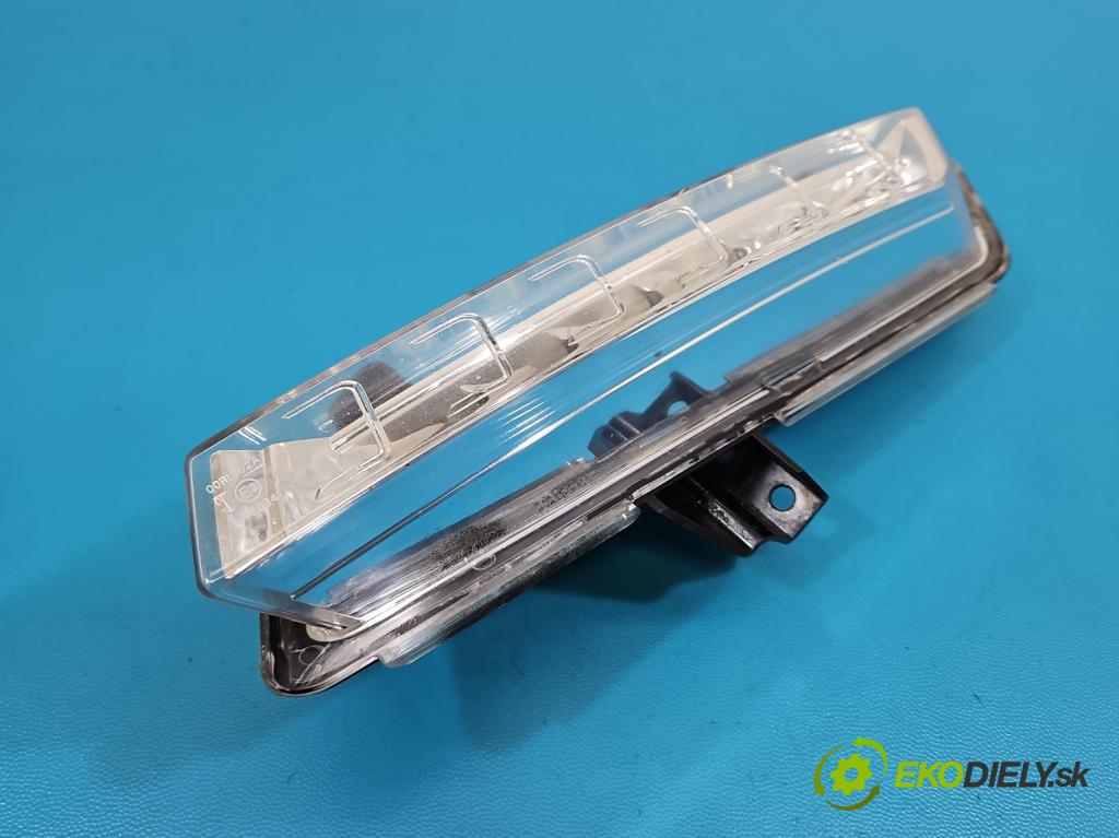 Renault Clio IV 2012-2020 1.2 16V 73 HP manual 54 kW 1149 cm3 5- Svetlo: prevádzky ľavé 266051034R